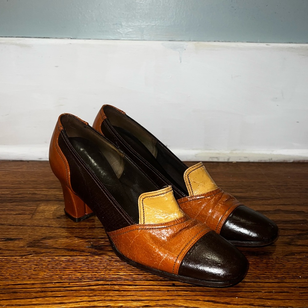 Vintage 1960s leather heels